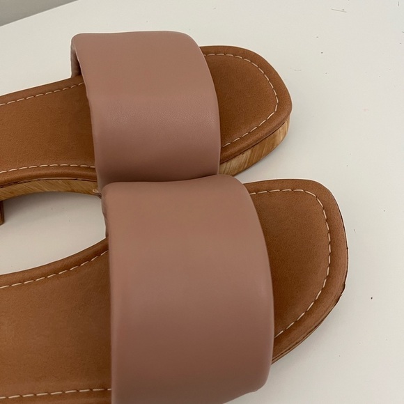 Steve Madden Belong Sandal - Picture 6 of 7